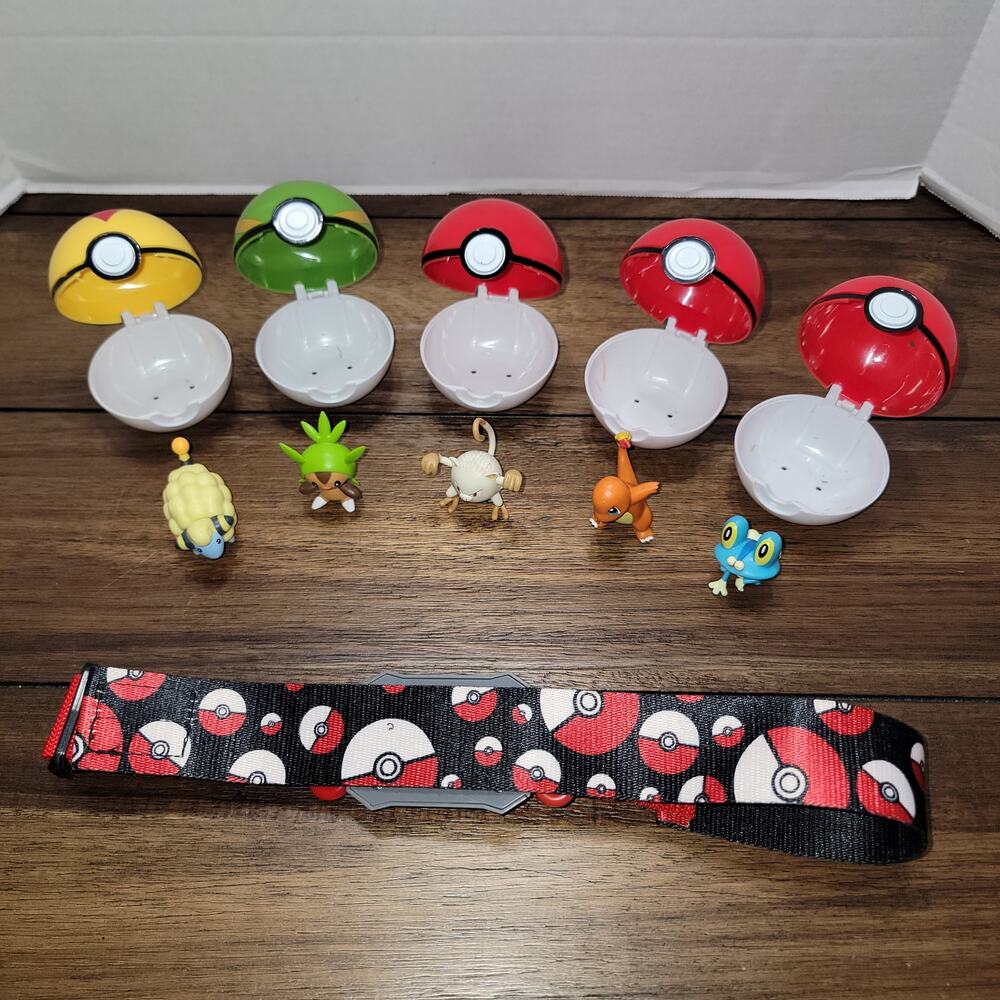 Kid's Pokemon Toy Belt w/ 5 Pokemon Balls and Characters